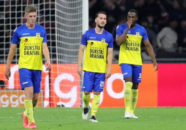 将在揭幕战 将在揭幕战